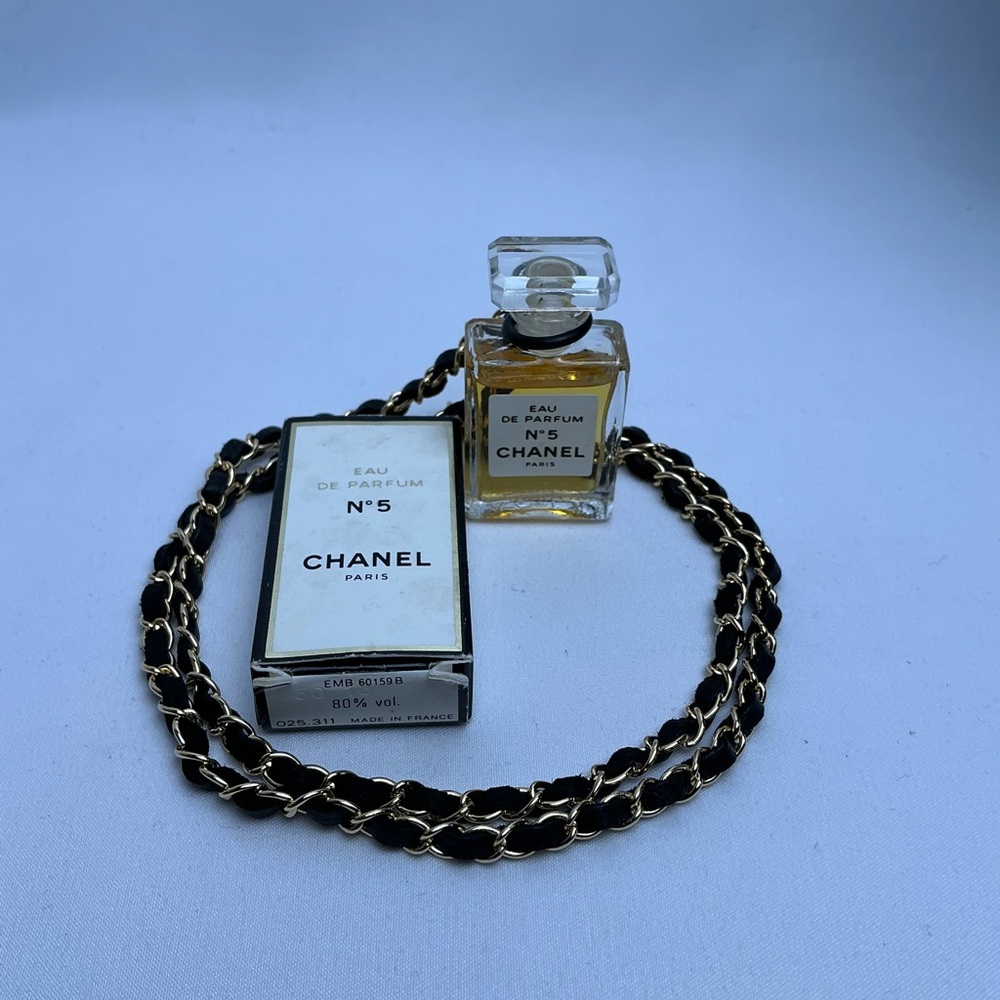 Chanel No. 5 Eau de Parfum with Chain necklace Vintage Rare
